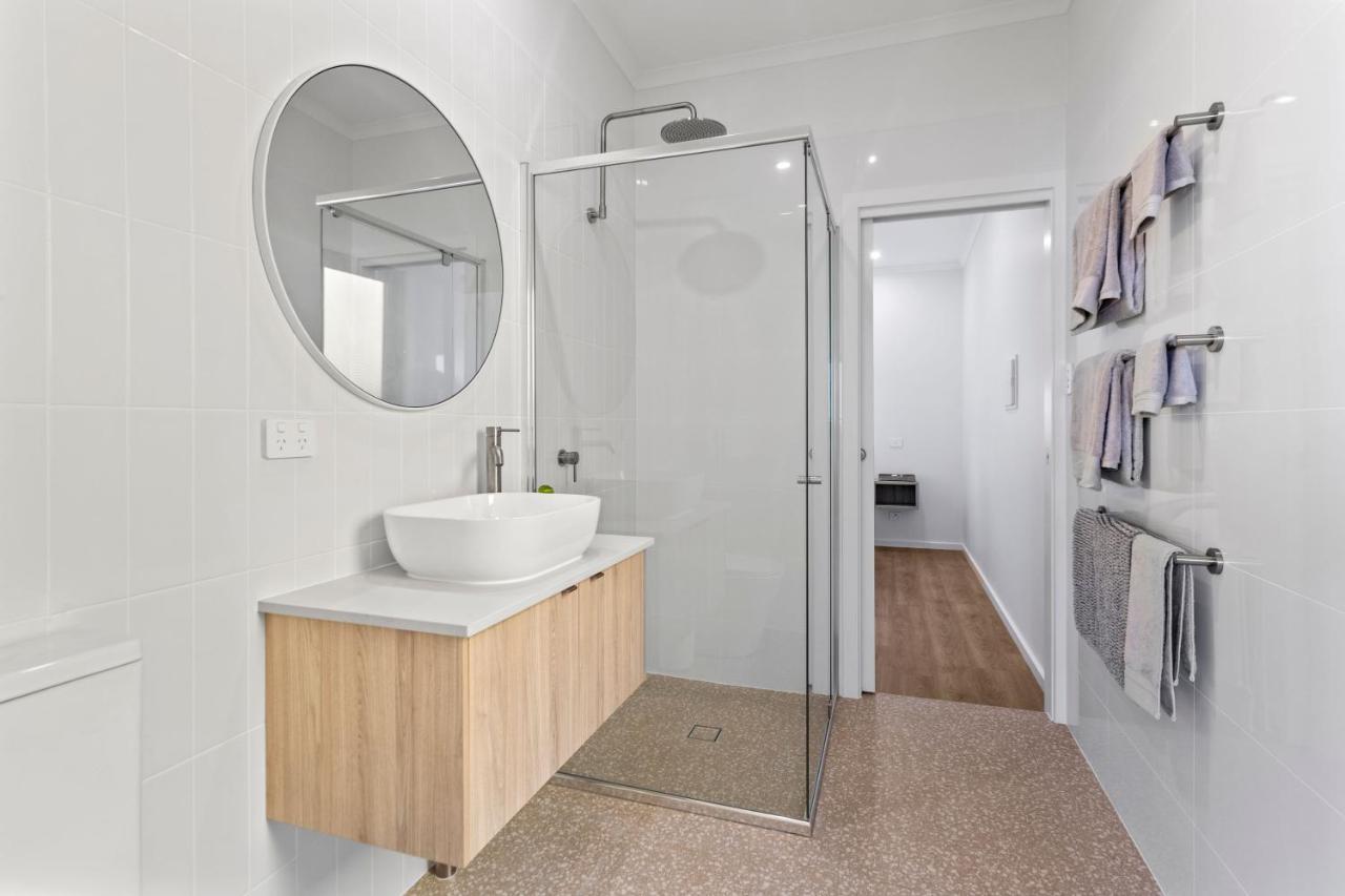 Port Lincoln Beachfront Apartments Екстер'єр фото