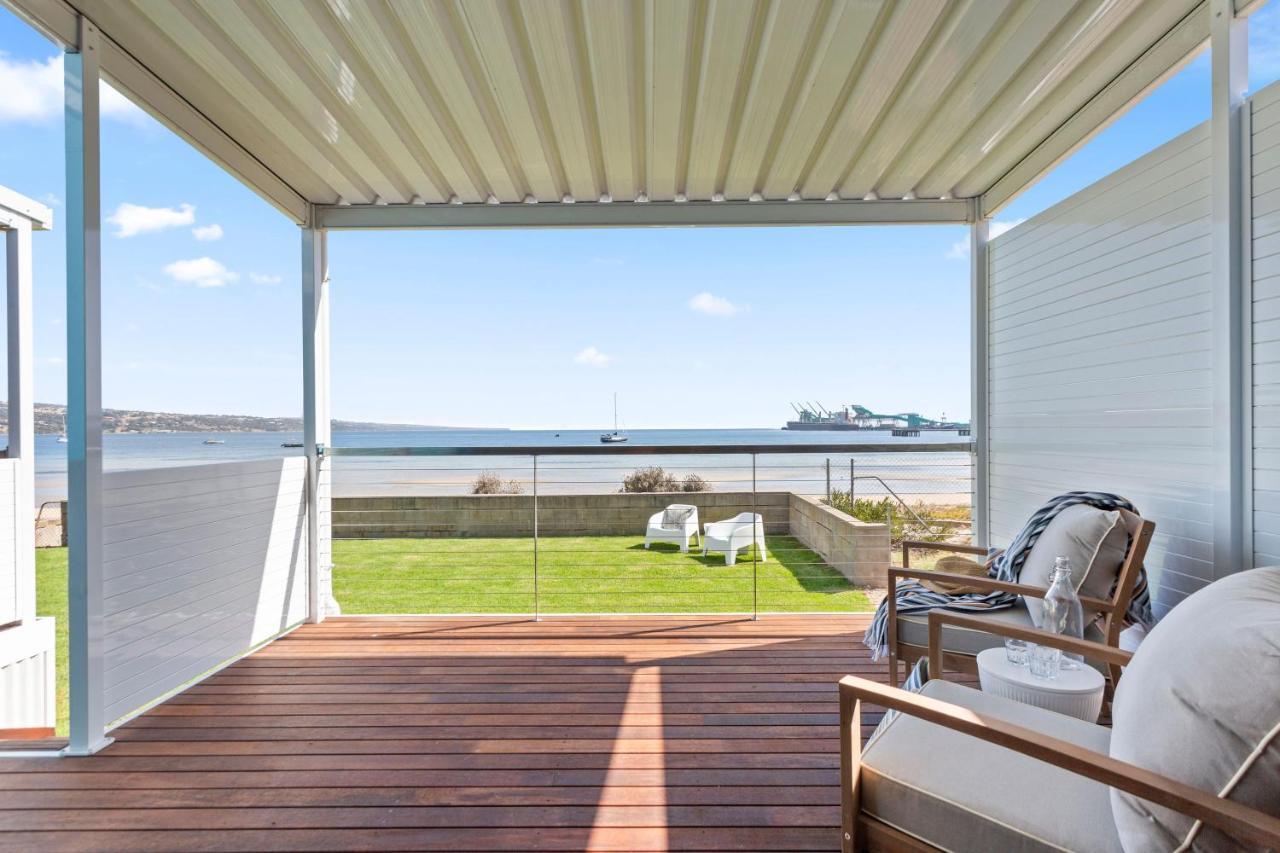 Port Lincoln Beachfront Apartments Екстер'єр фото