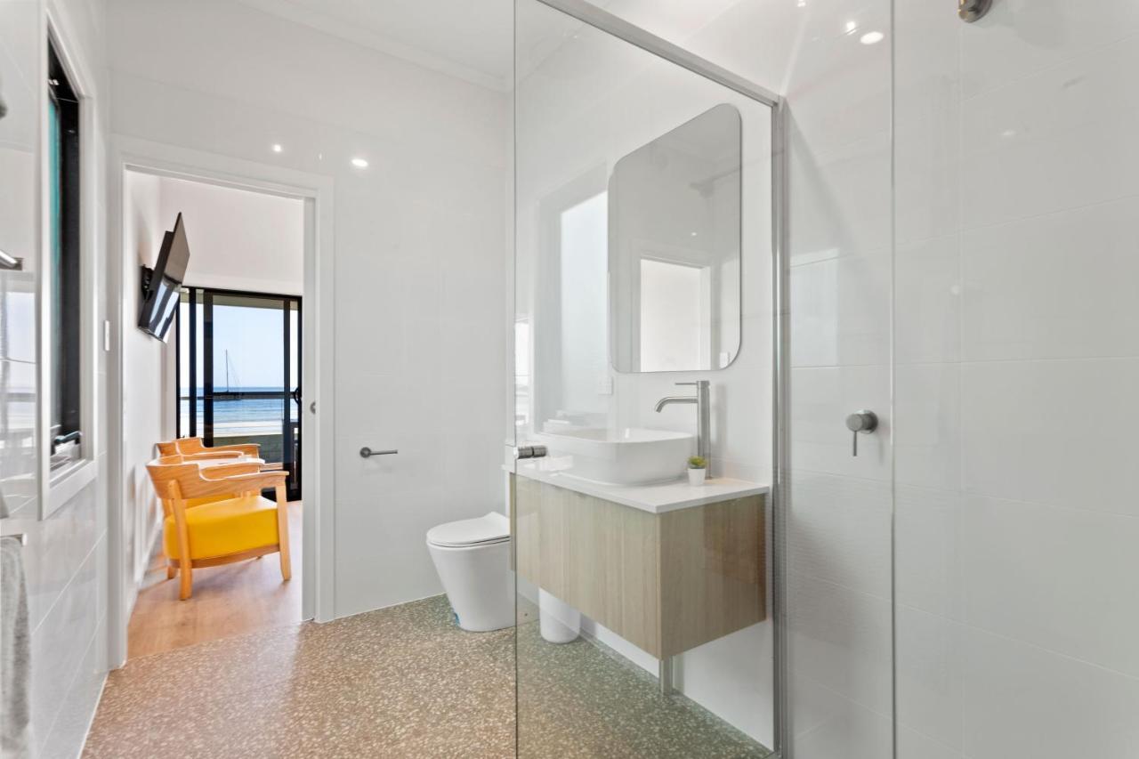 Port Lincoln Beachfront Apartments Екстер'єр фото