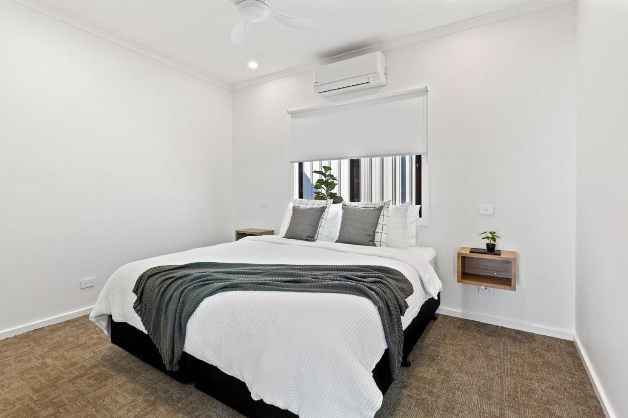 Port Lincoln Beachfront Apartments Екстер'єр фото