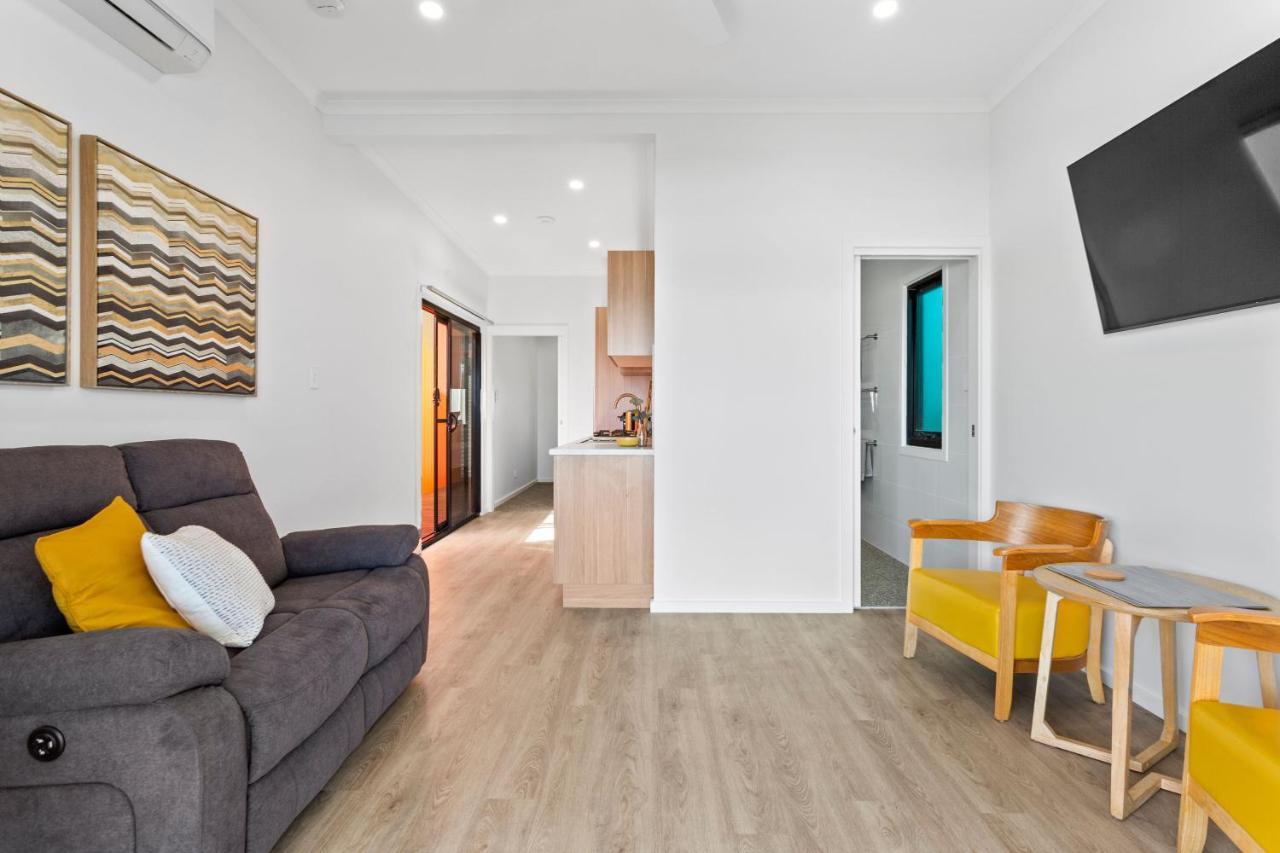 Port Lincoln Beachfront Apartments Екстер'єр фото
