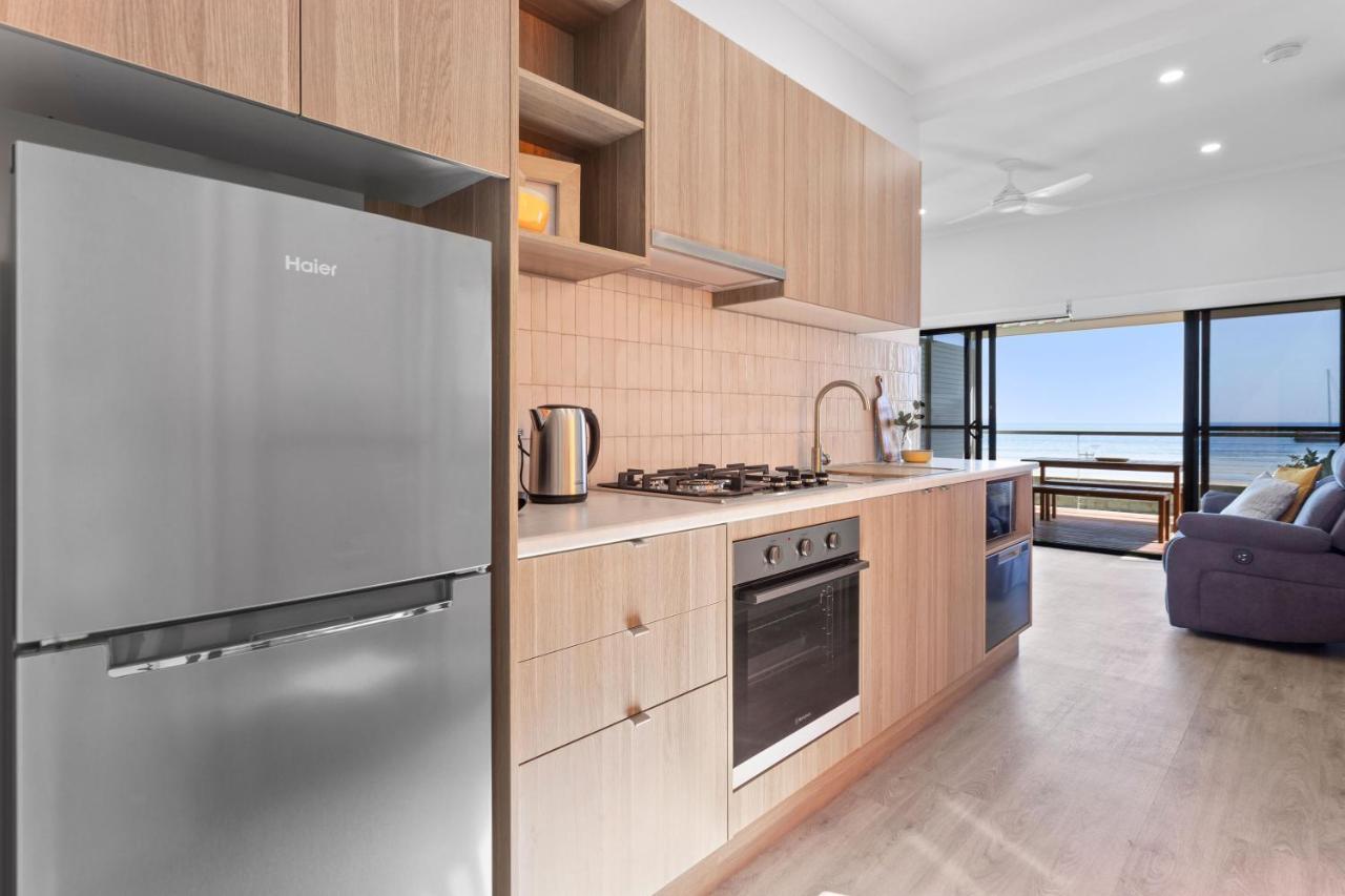 Port Lincoln Beachfront Apartments Екстер'єр фото