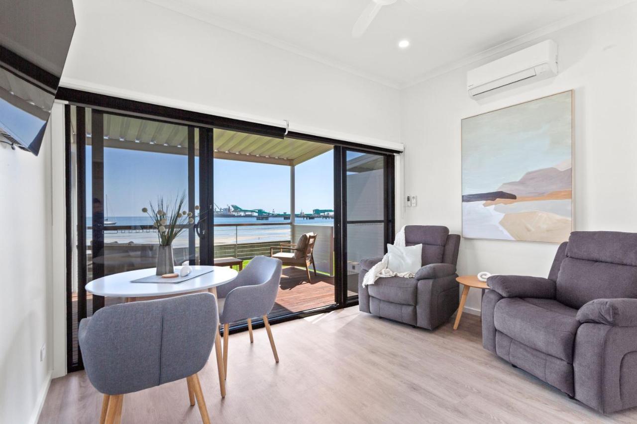 Port Lincoln Beachfront Apartments Екстер'єр фото