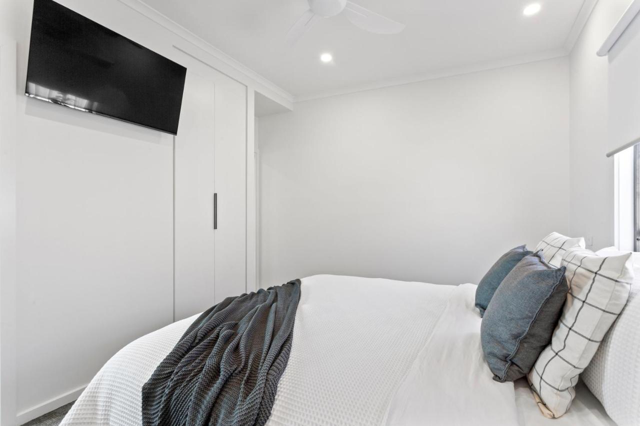 Port Lincoln Beachfront Apartments Екстер'єр фото