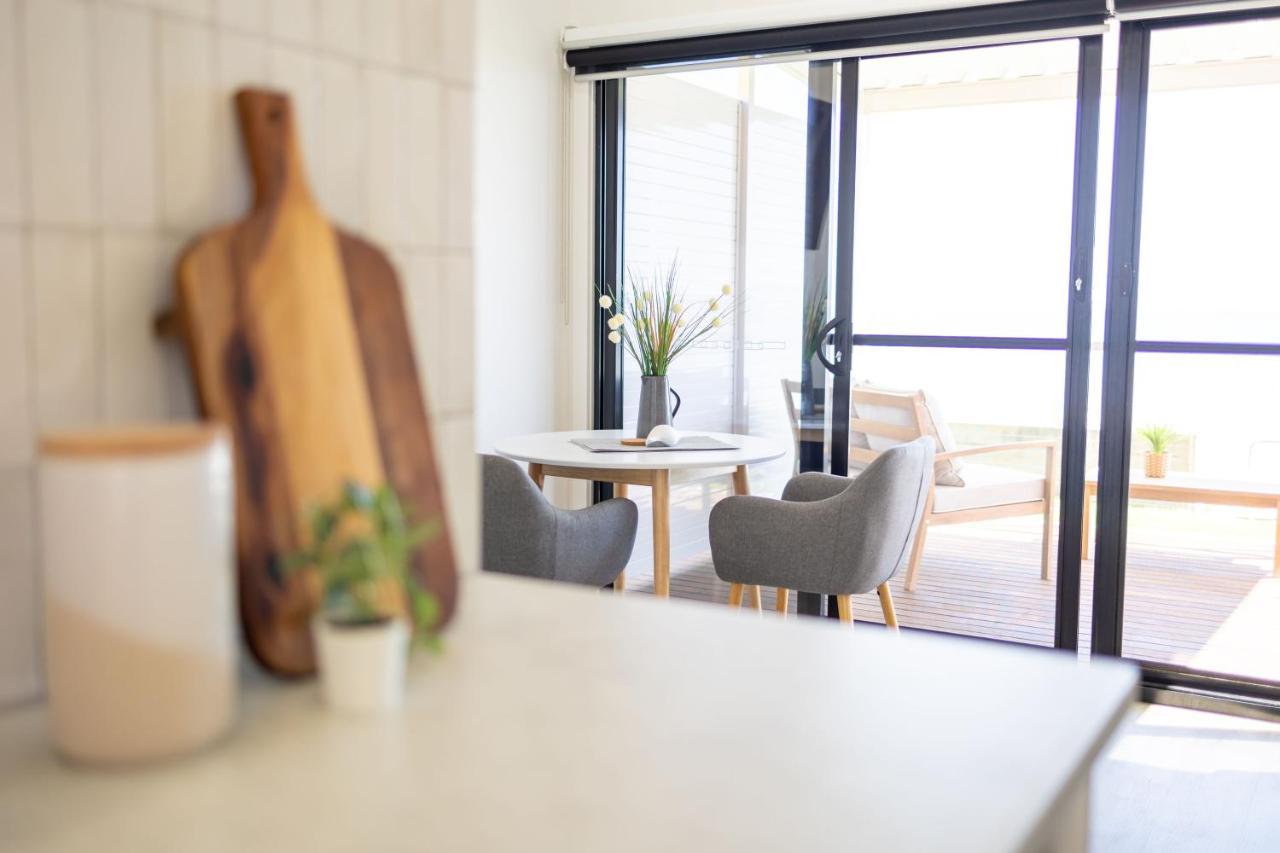 Port Lincoln Beachfront Apartments Екстер'єр фото