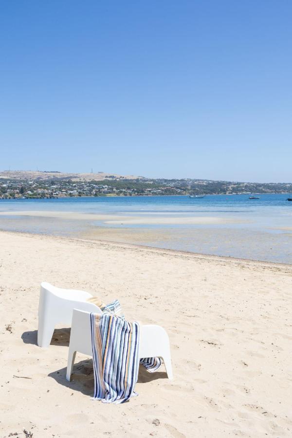 Port Lincoln Beachfront Apartments Екстер'єр фото